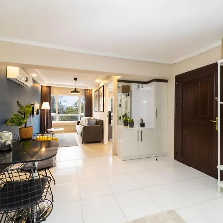 Apartment Lovely Flat Near Hadrians Gate Antalya